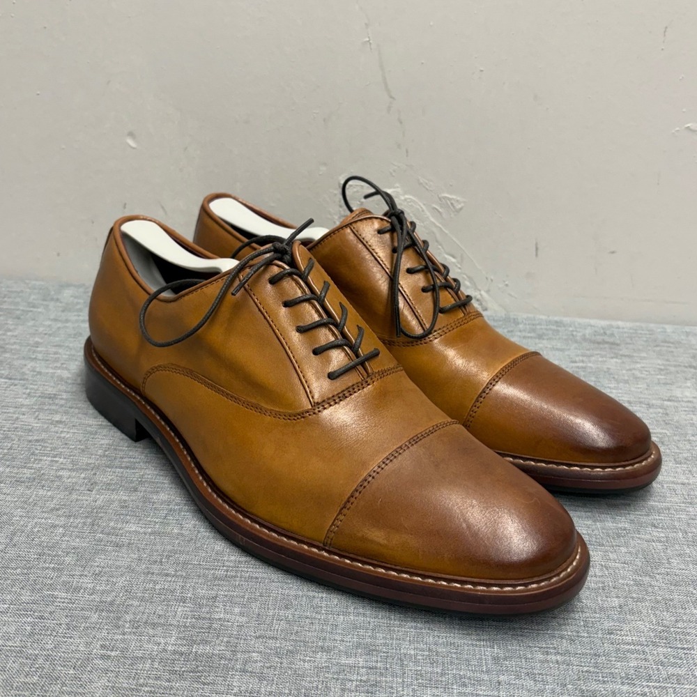 Aston Grey Kindu Oxford Men 9 Tan Leather Cap Toe Dress Shoes 1021489